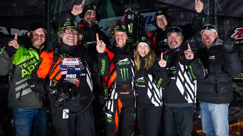 Tucker Hibbert tog ännu en dubbelvinst