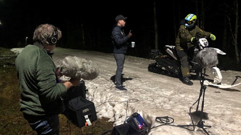 SnowRider TV Ep. 30, Säsong 2 - DirtCult Clothing, Micka skoterspel