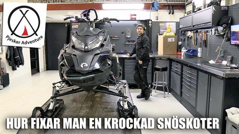 SnowRider TV Ep. 56, Säsong 3 - Hur fixar man en krockad snöskoter, Pjesker Adventure